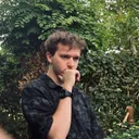 Brent Demulder, grafisch ontwerper bij UPTX